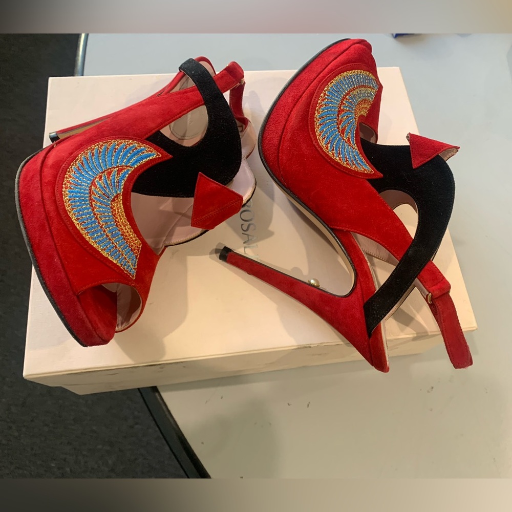 Patricia Rosales Madrid heel shoe